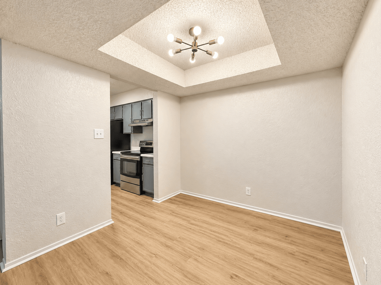 Tulsa Apartment: 6602 S Zunis Ave