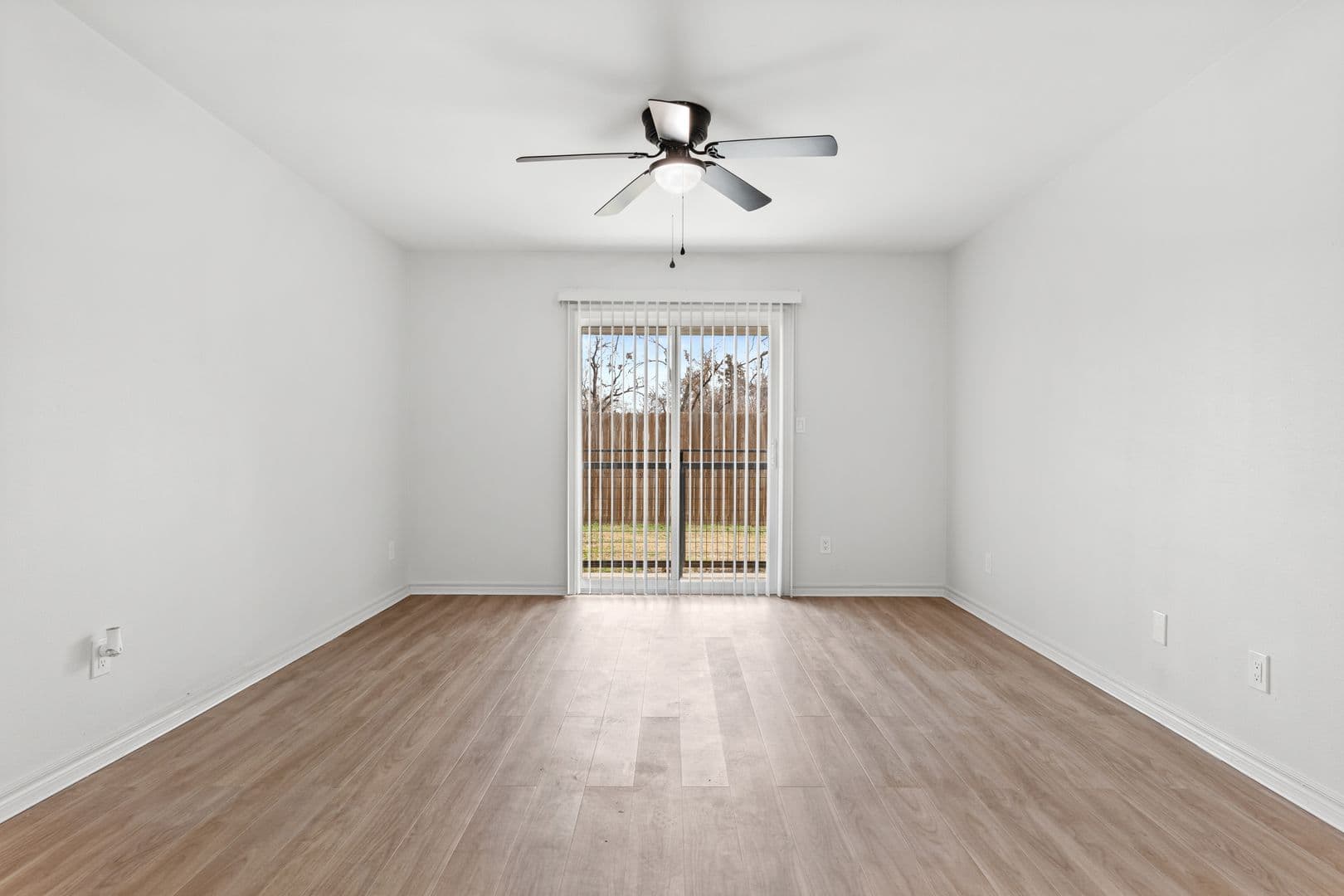 Tulsa Apartment: 1329 E 64th St