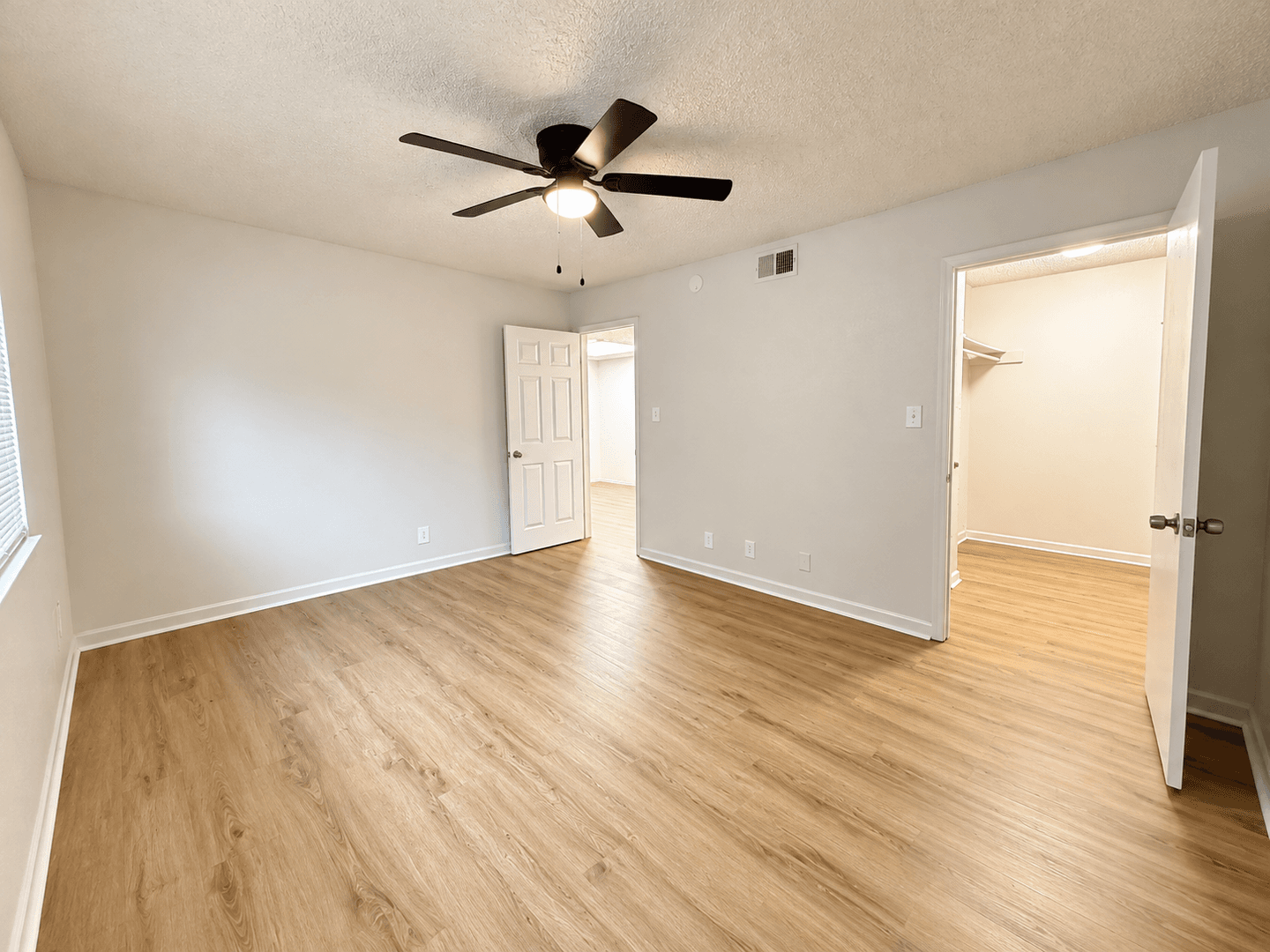 Tulsa Apartment: 6602 S Zunis Ave