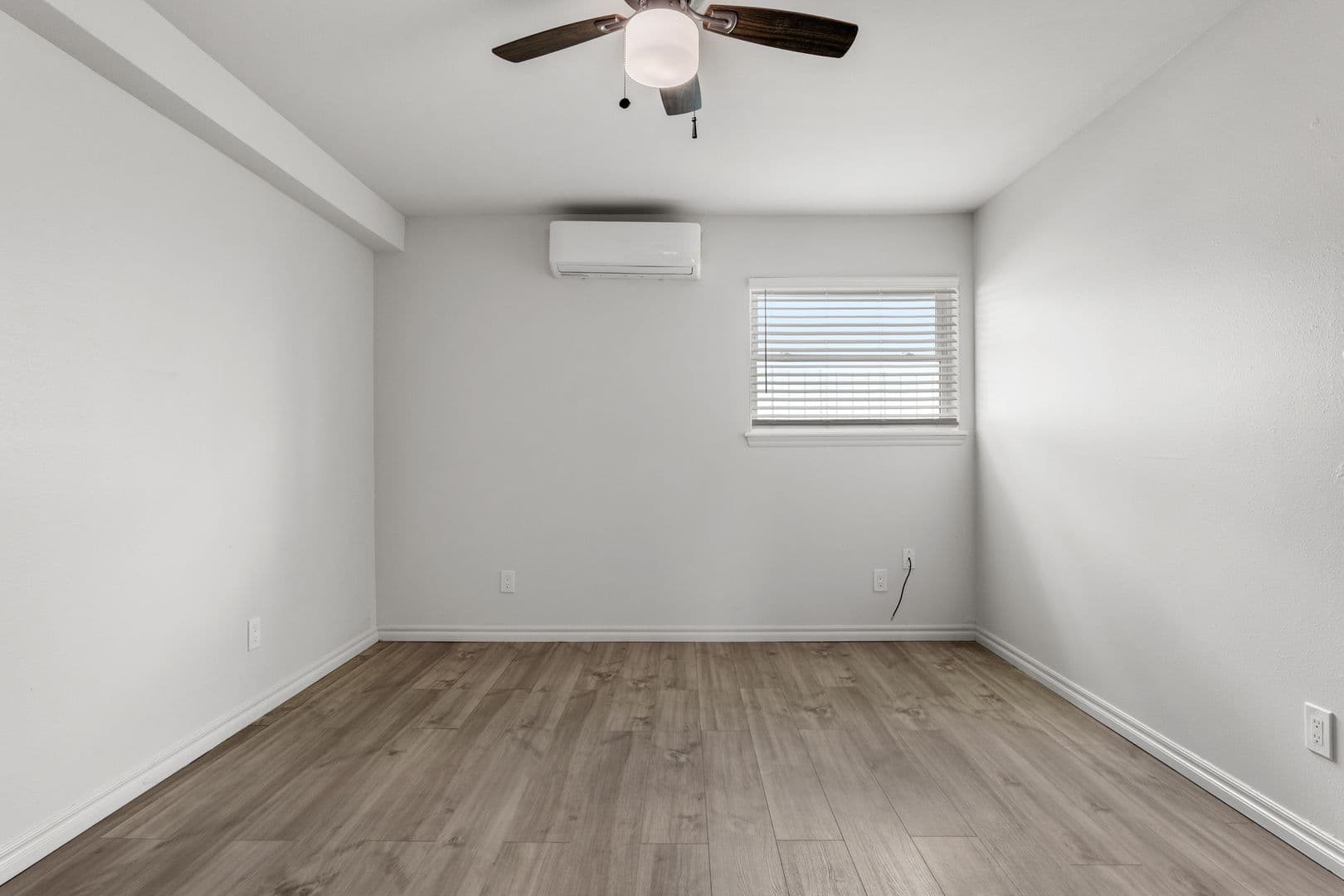 Tulsa Apartment: 7845 E 49th St