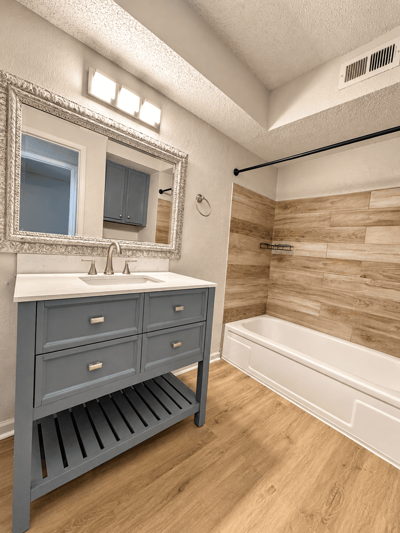 Tulsa Apartment: 6602 S Zunis Ave