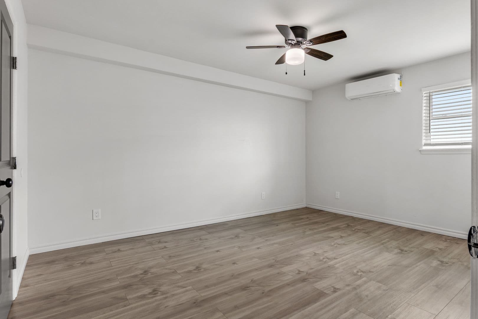 Tulsa Apartment: 7845 E 49th St