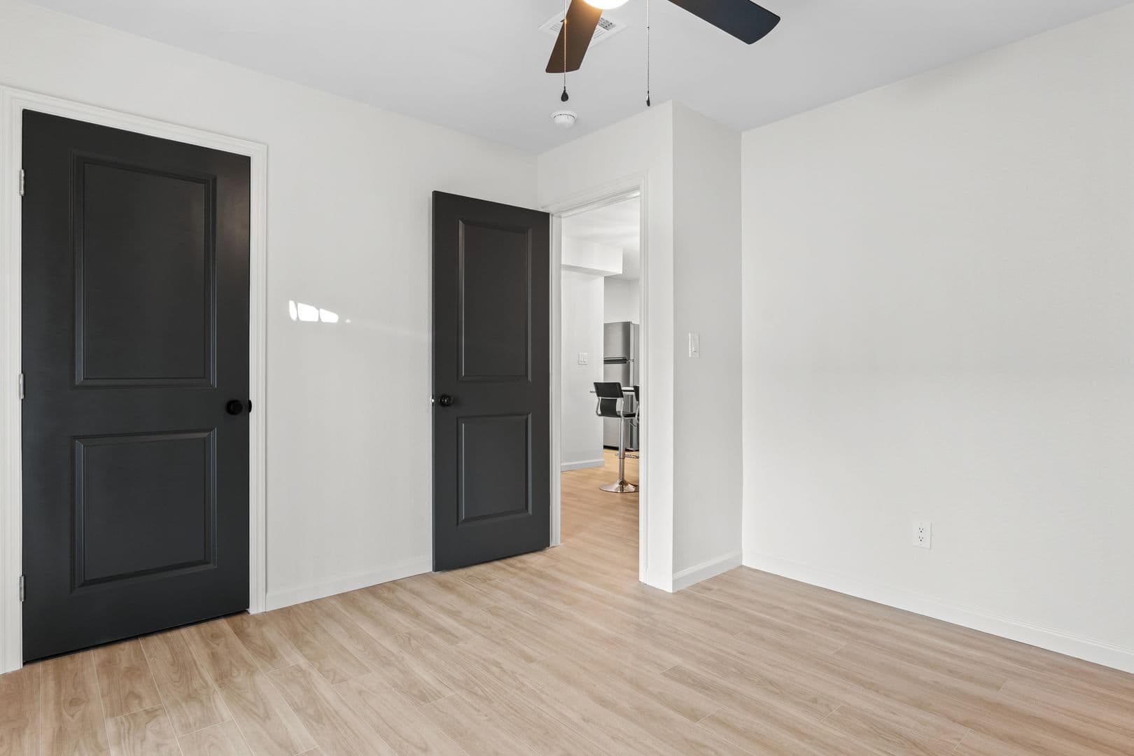 Tulsa Apartment: 1329 E 64th St