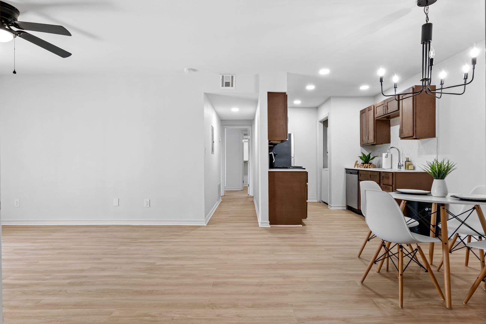 Tulsa Apartment: 1329 E 64th St