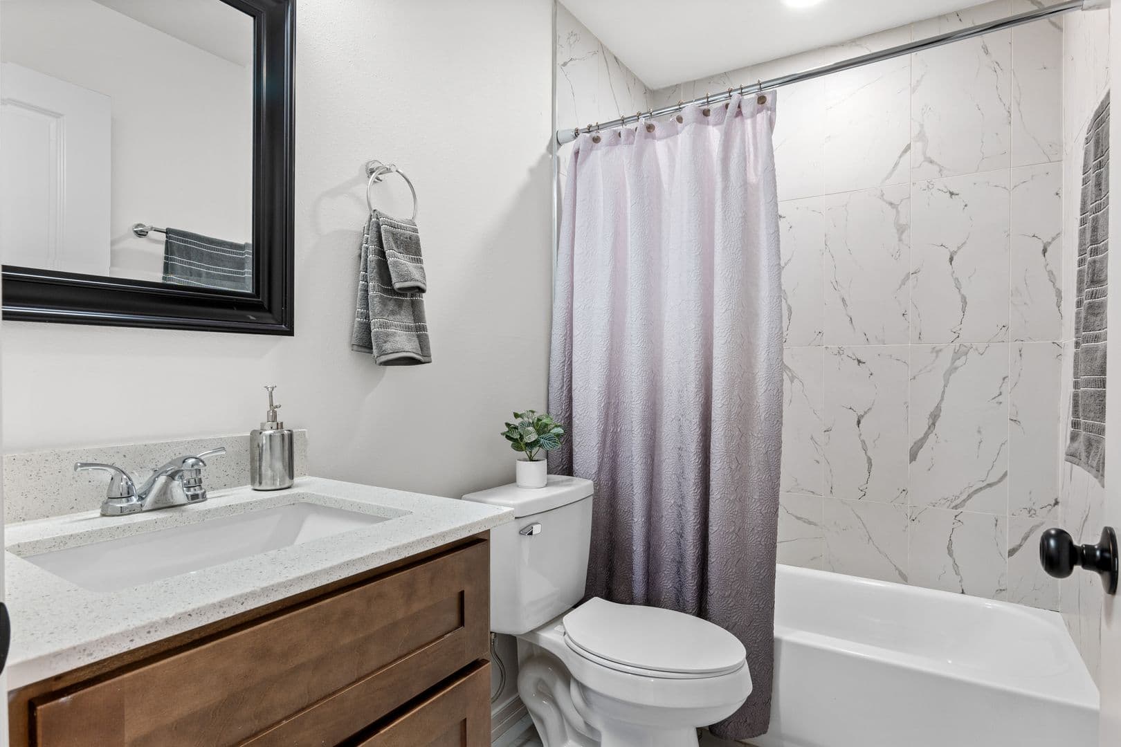 Tulsa Apartment: 1329 E 64th St