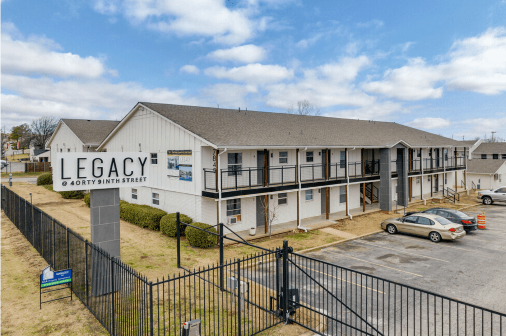 Tulsa Apartment: 7845 E 49th St