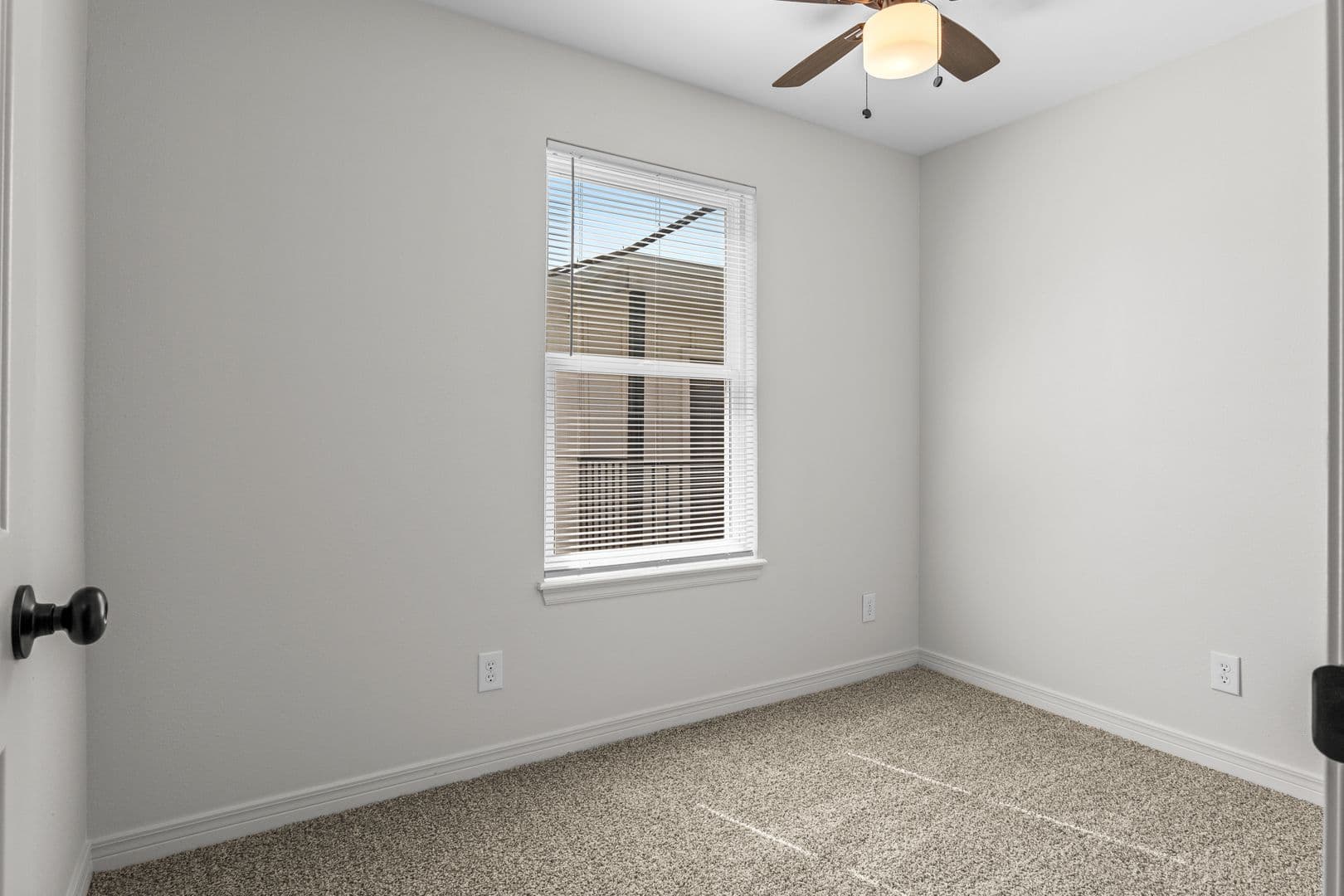 Tulsa Apartment: 10951 E 23rd St