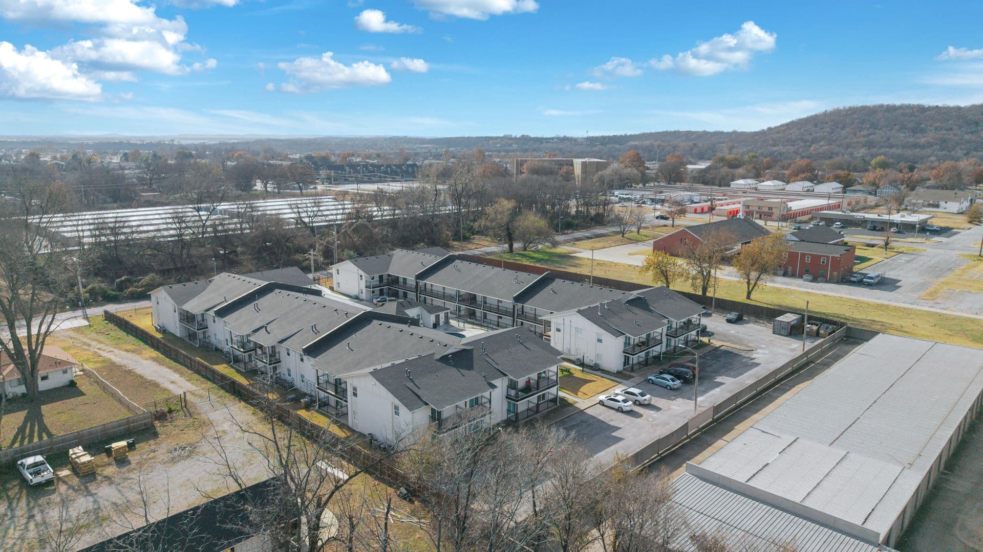 Tulsa Apartment: 1329 E 64th St