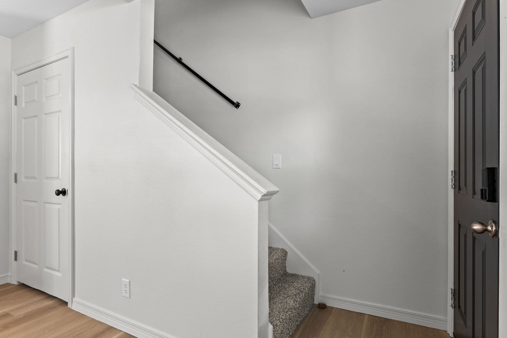 Tulsa Apartment: 10951 E 23rd St