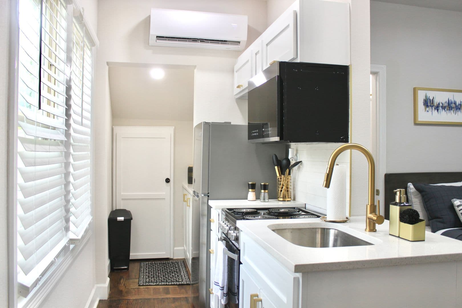 Tulsa Apartment: 306 N Rosedale Ave