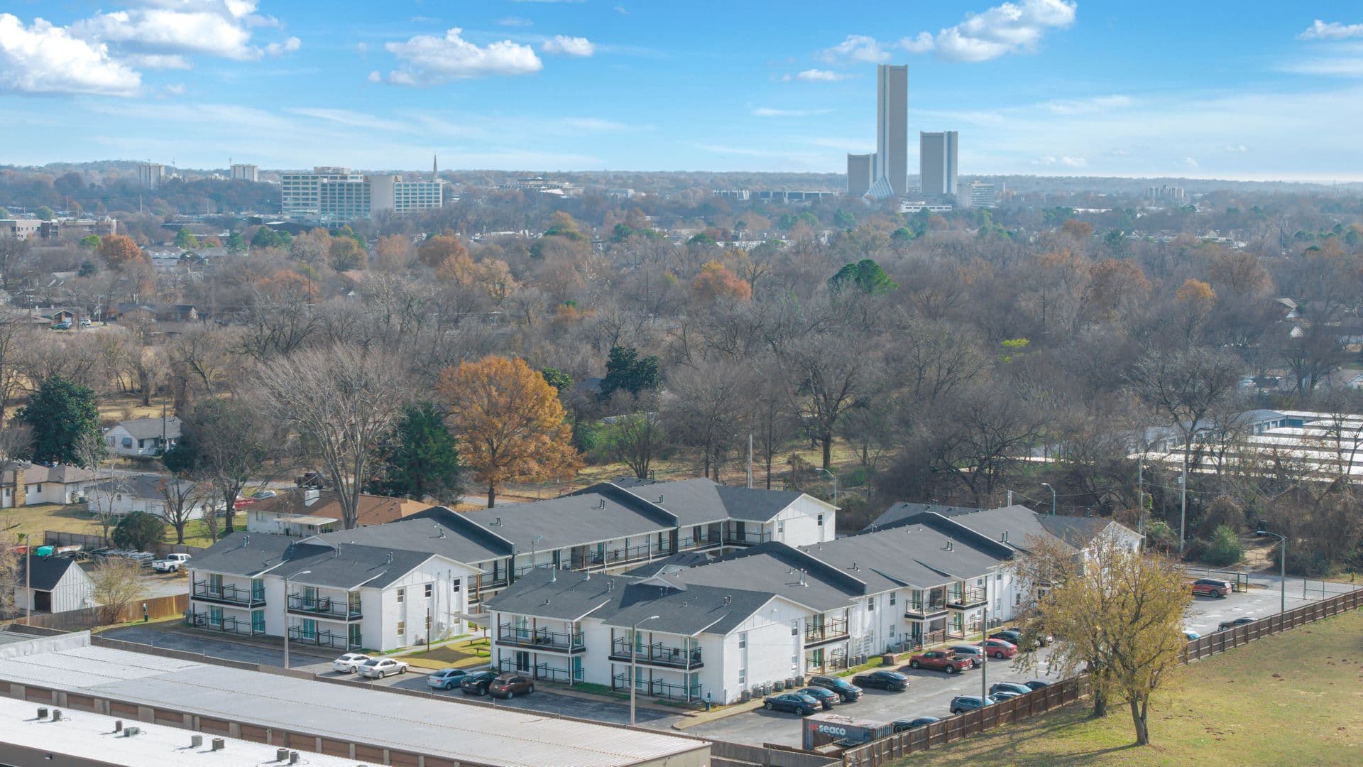 Tulsa Apartment: 1329 E 64th St