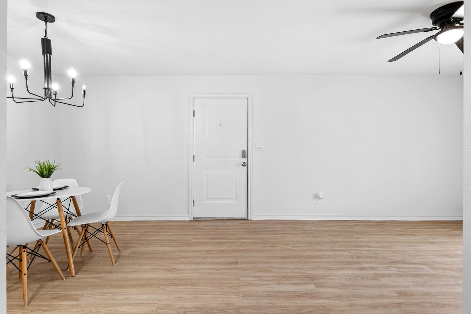Tulsa Apartment: 1329 E 64th St