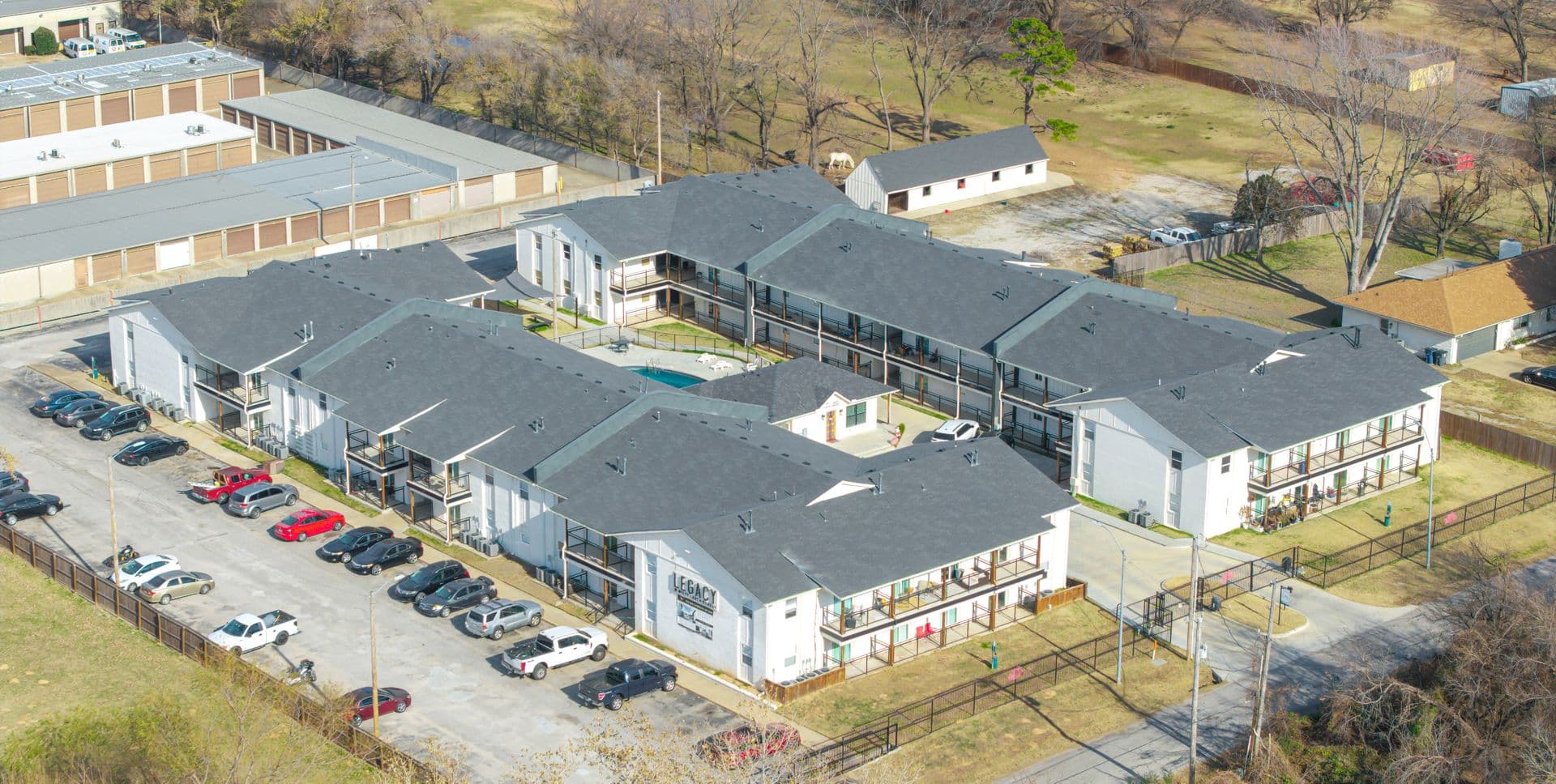 Tulsa Apartment: 1329 E 64th St