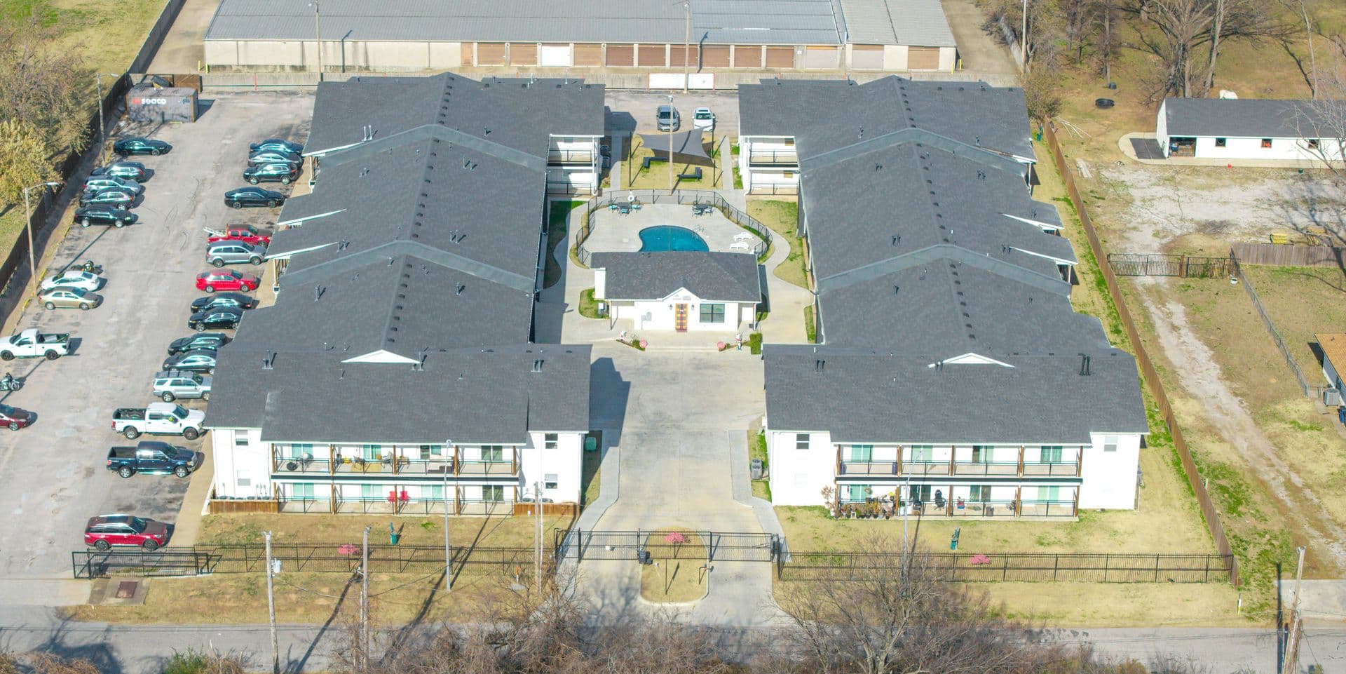Tulsa Apartment: 1329 E 64th St