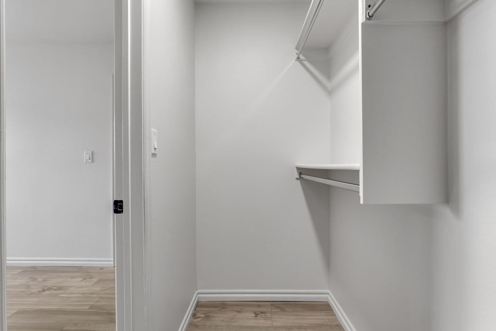 Tulsa Apartment: 7845 E 49th St