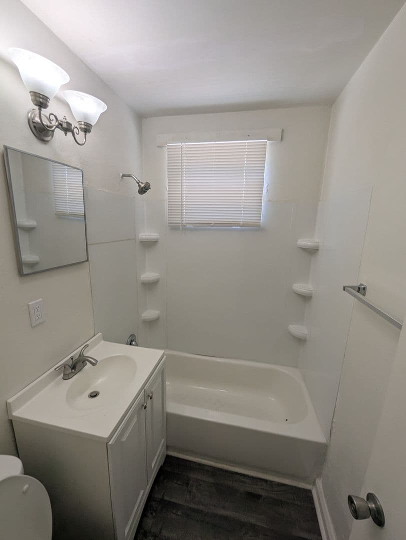 Chester Apartment: 113 Mill Street
