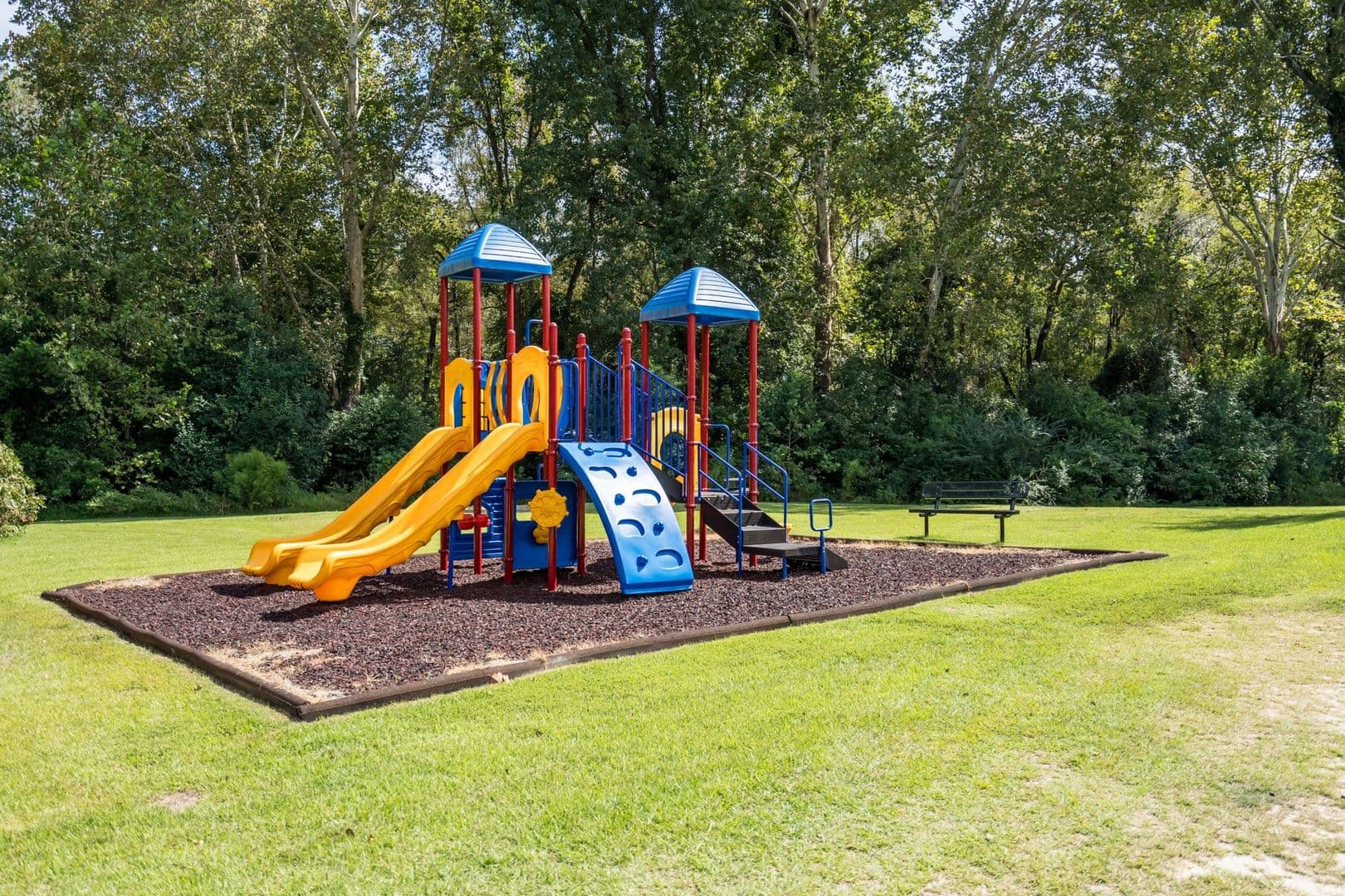 Columbia Apartment: 504 S Beltline Blvd.