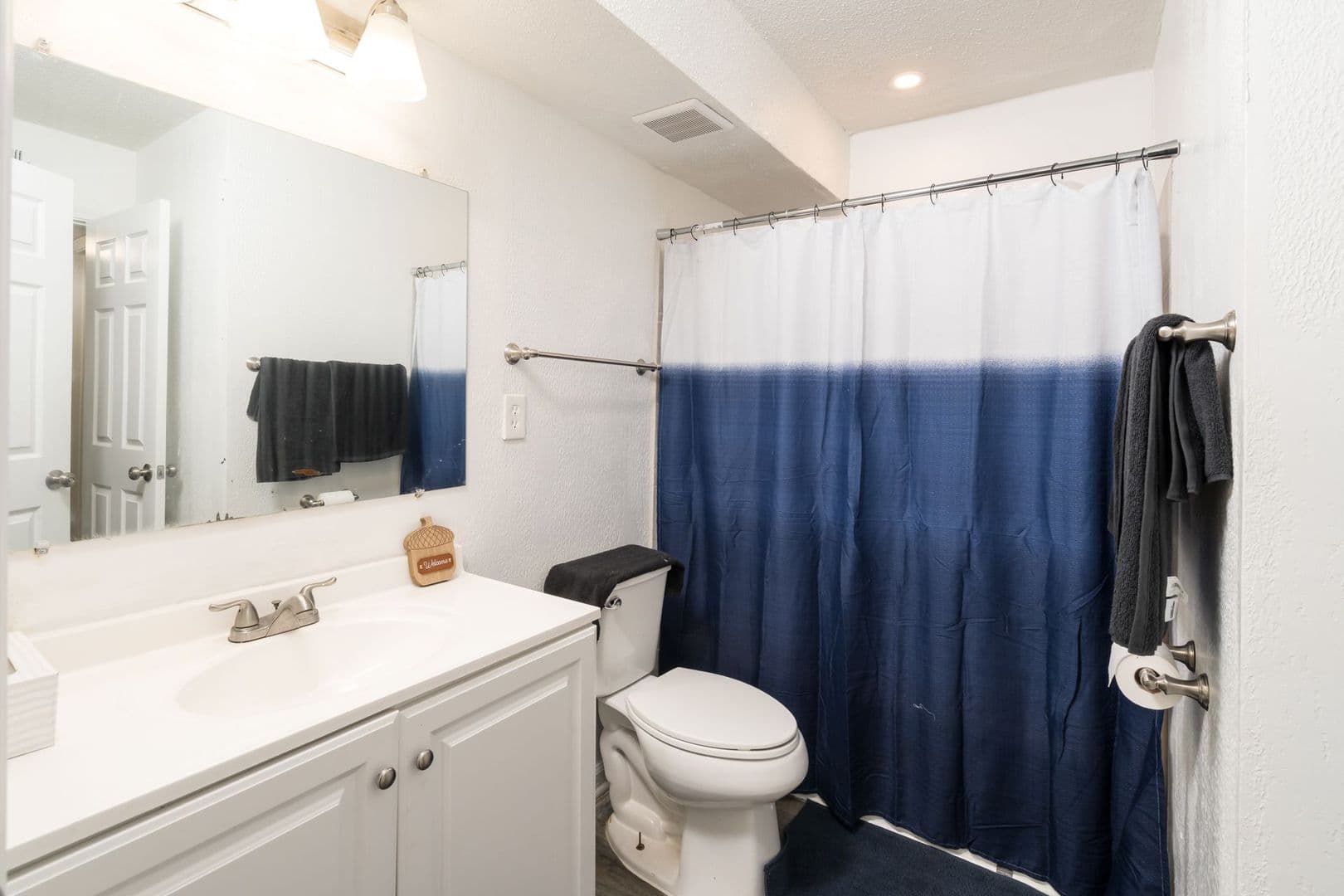 Columbia Apartment: 504 S Beltline Blvd.