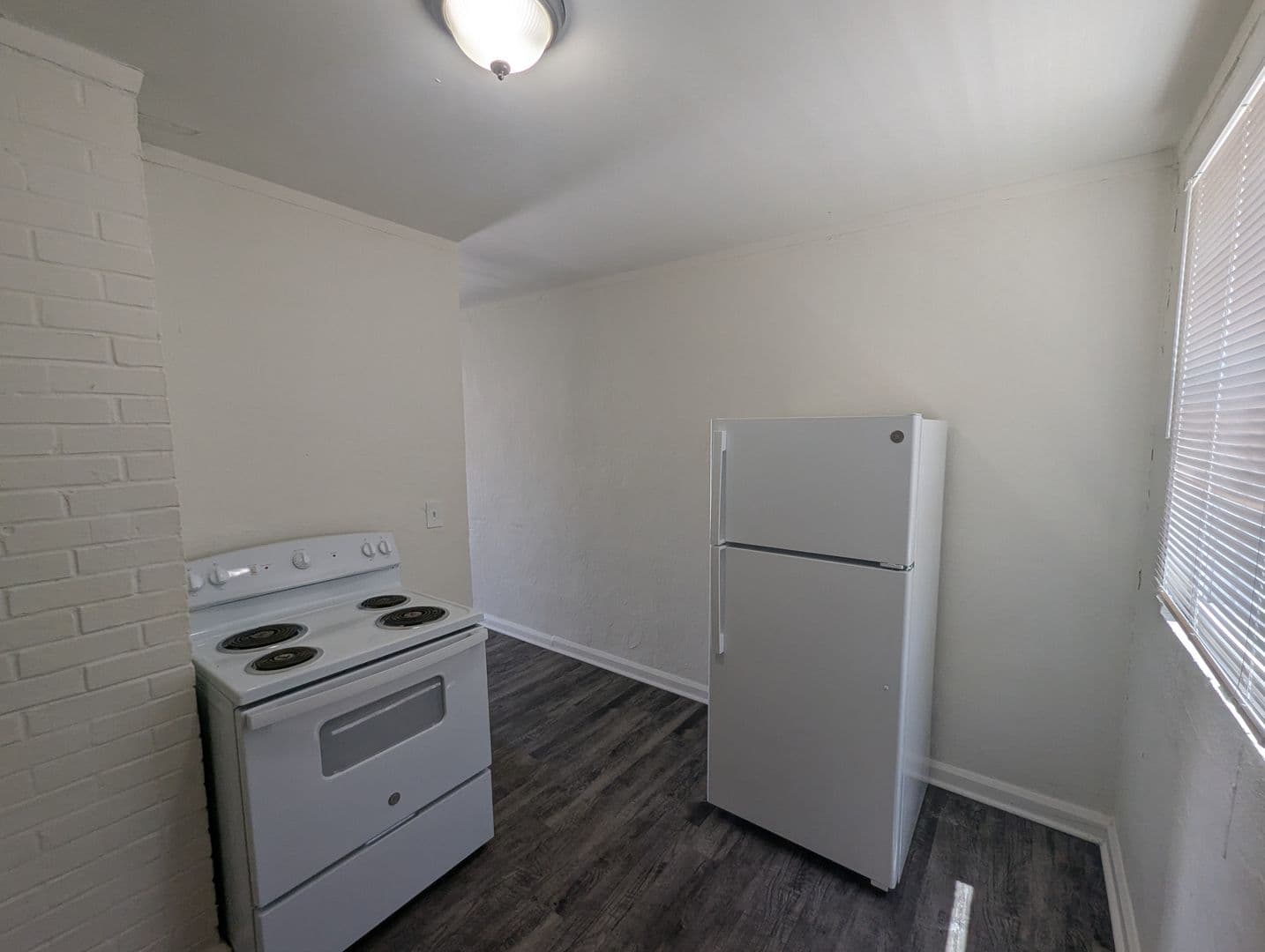 Chester Apartment: 113 Mill Street