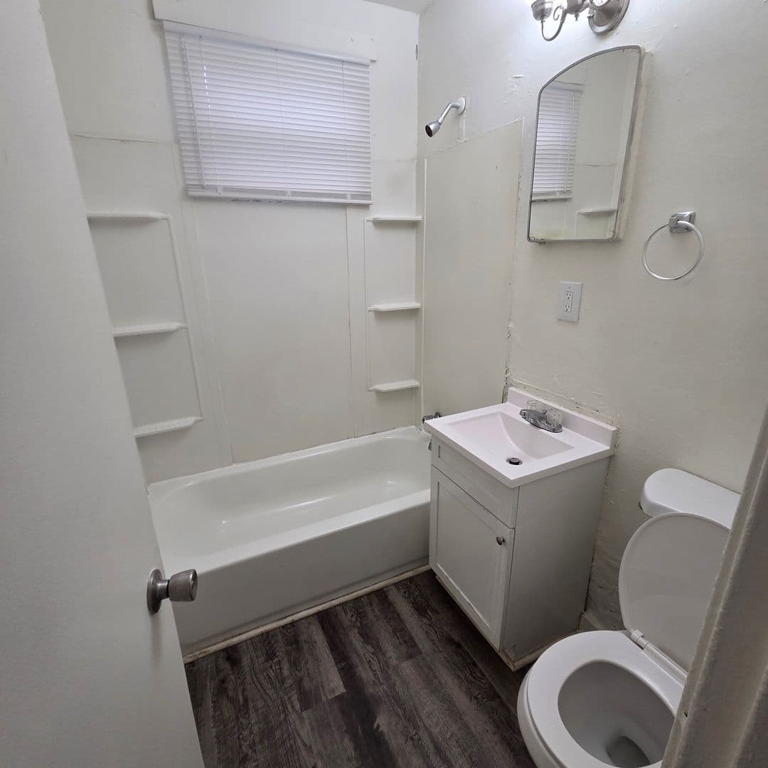 Chester Apartment: 113 Mill Street