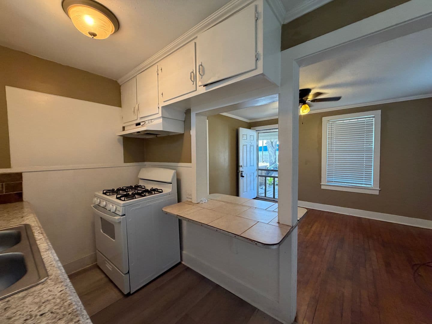 Lake Charles Multiplex: 1501 Hunter Dr