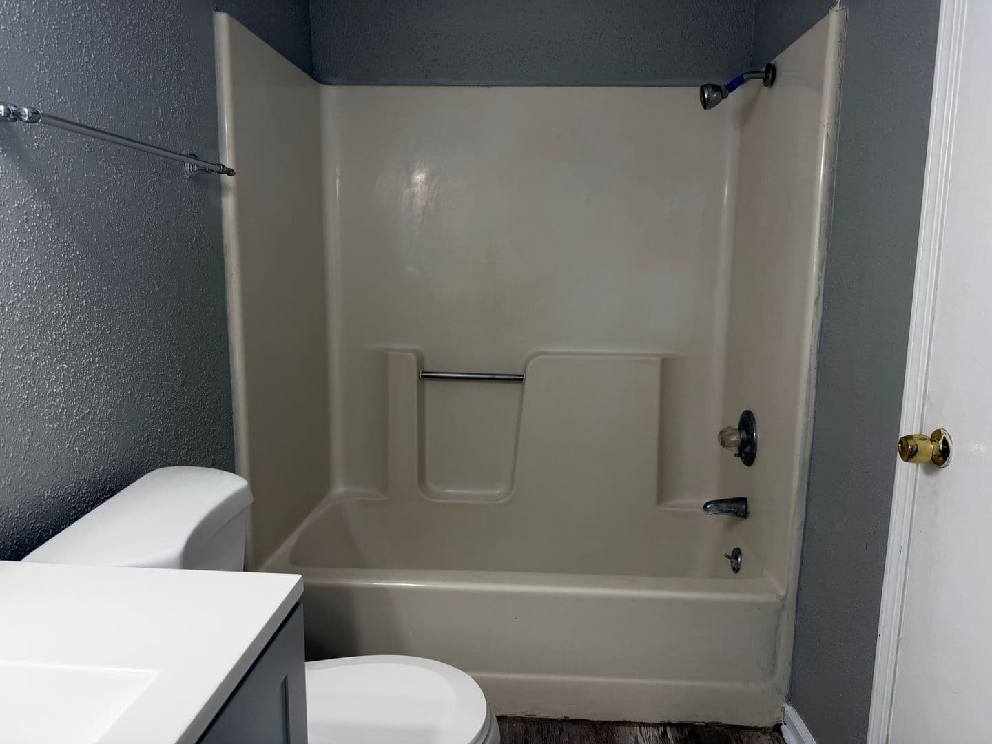Lake Charles Apartment: 1043 Deesport St