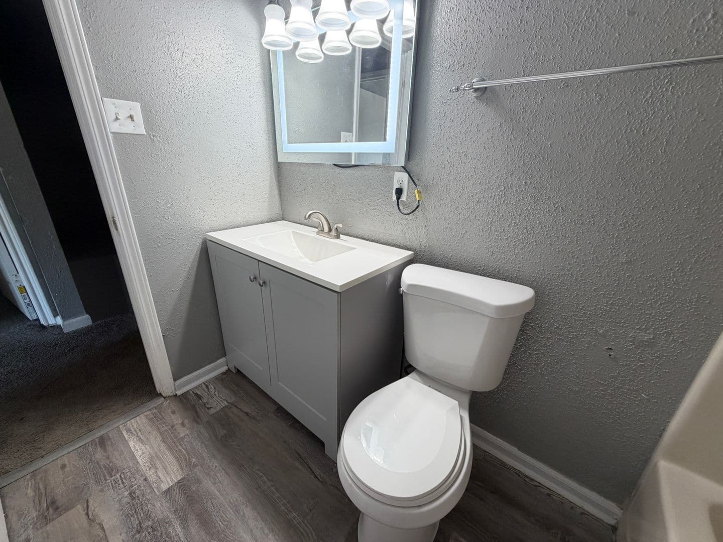 Lake Charles Apartment: 1043 Deesport St