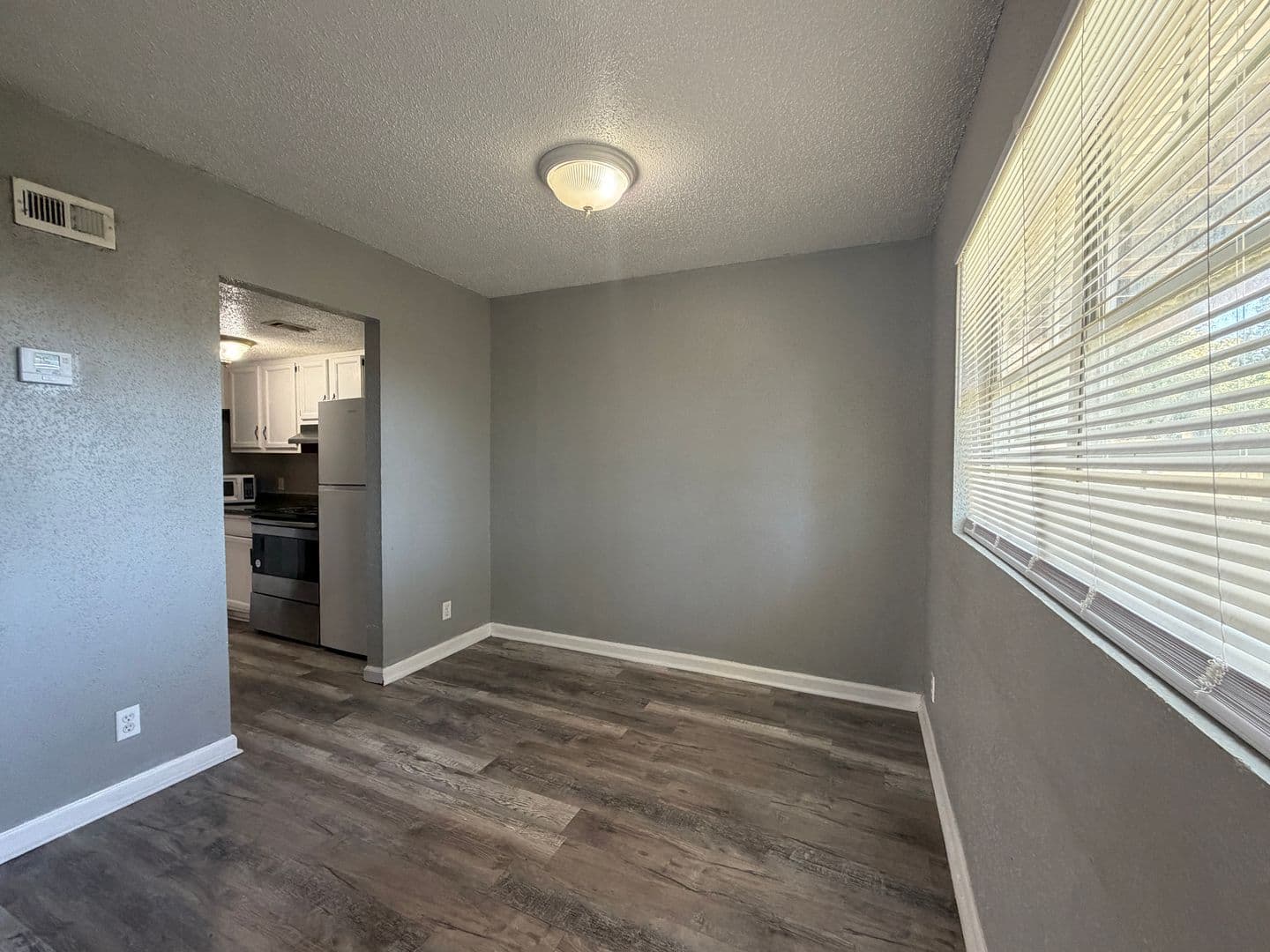 Lake Charles Apartment: 1043 Deesport St