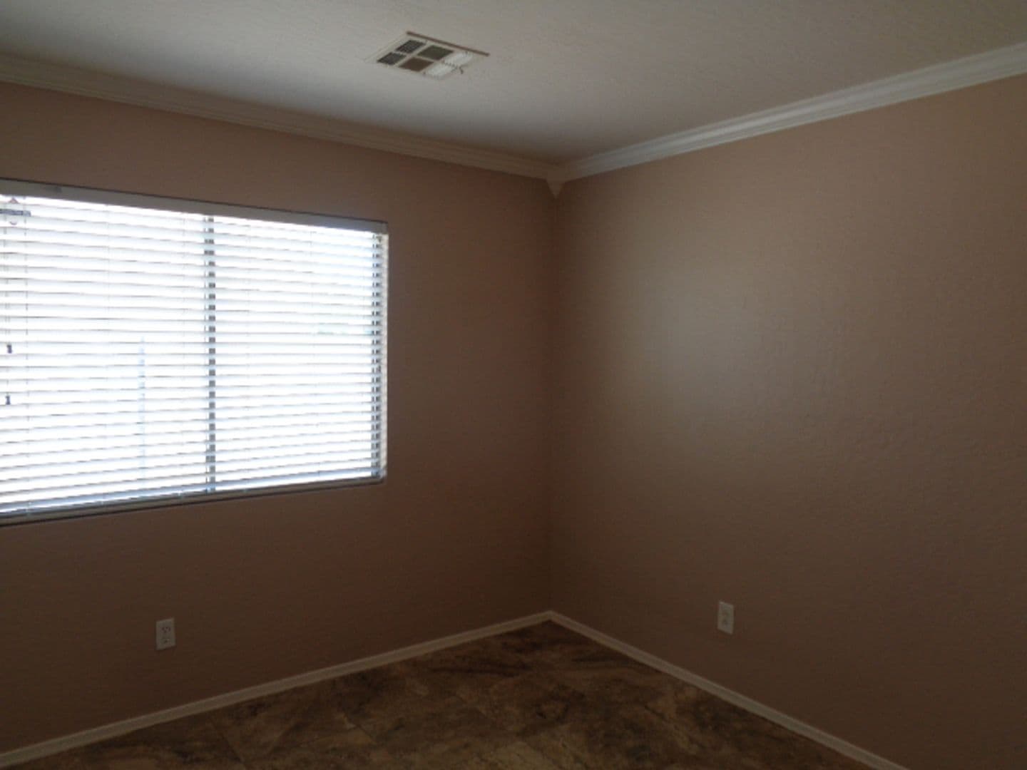 Laveen House: 5219 W. Desert Lane