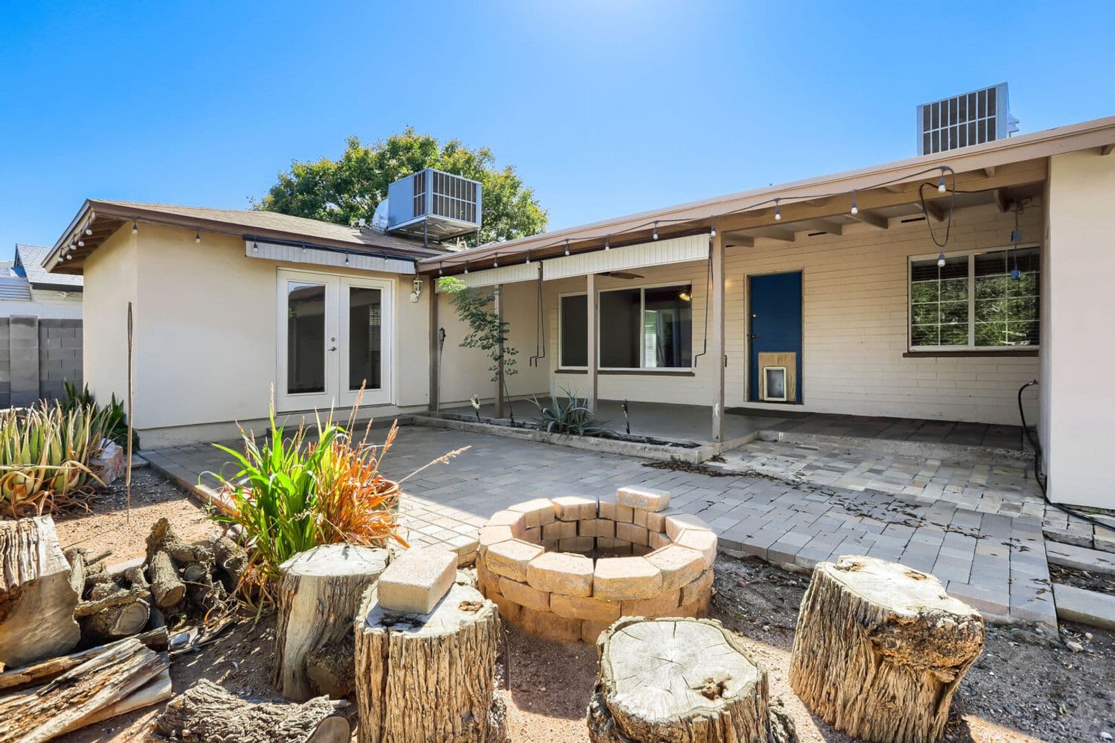 Phoenix House: 5514 E. Thomas Rd.