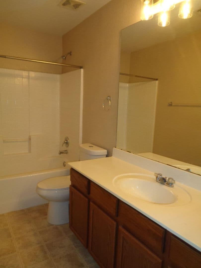 Peoria House: 8054 W Zoe Ella Way