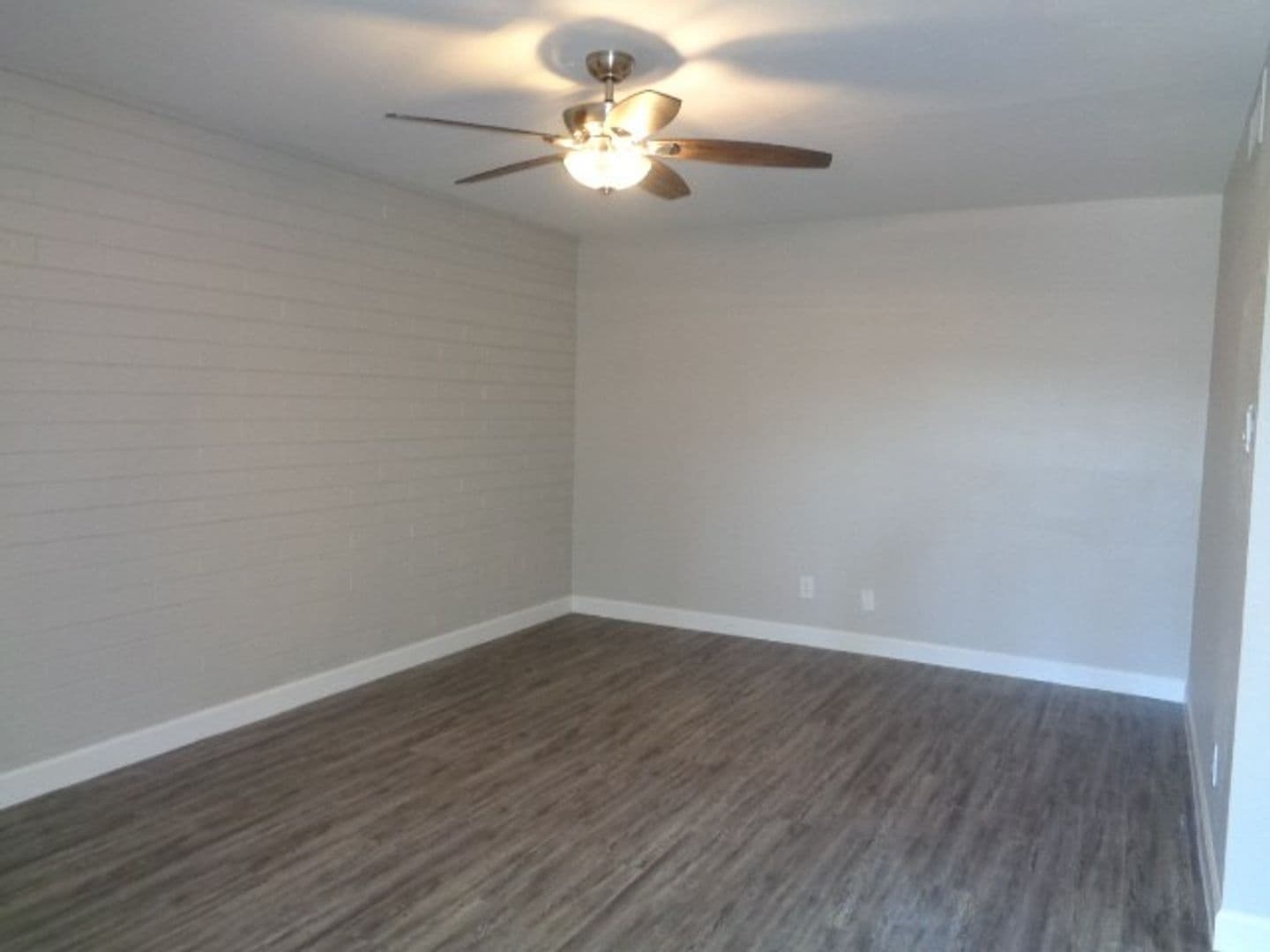 Scottsdale Apartment: 3220 N. 68th St.