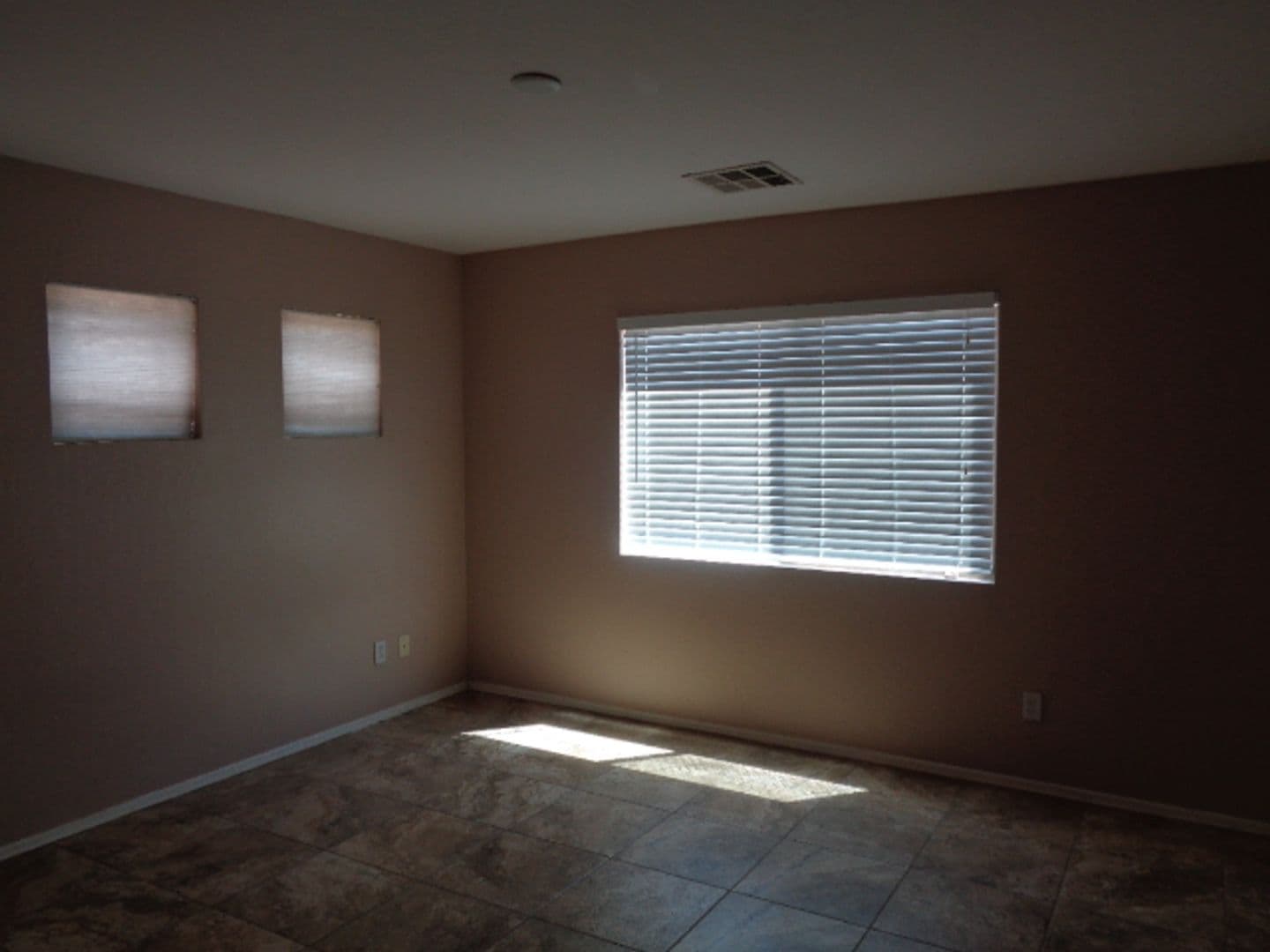 Laveen House: 5219 W. Desert Lane