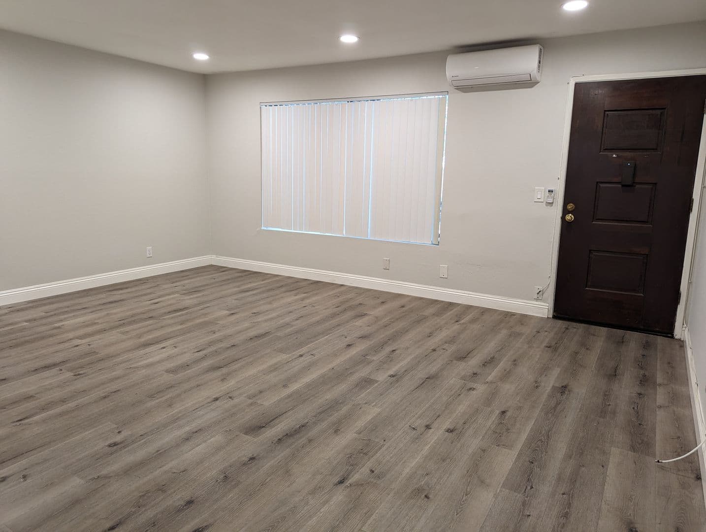 Pasadena Apartment: 666-670 N. Hill Ave.