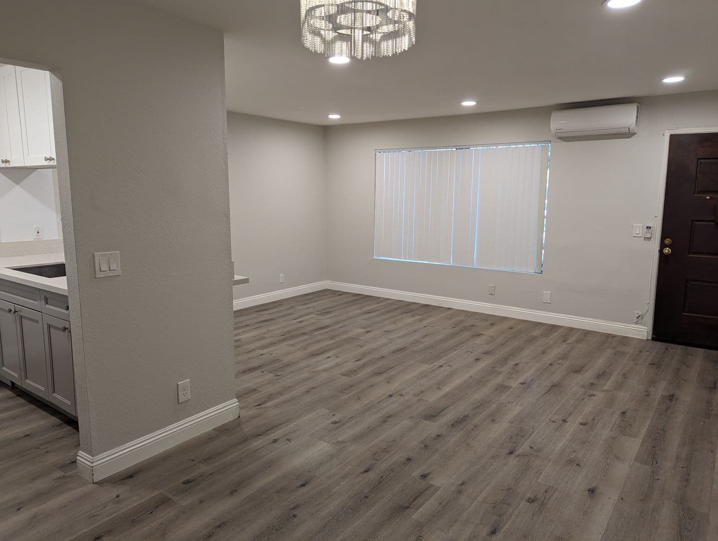 Pasadena Apartment: 666-670 N. Hill Ave.