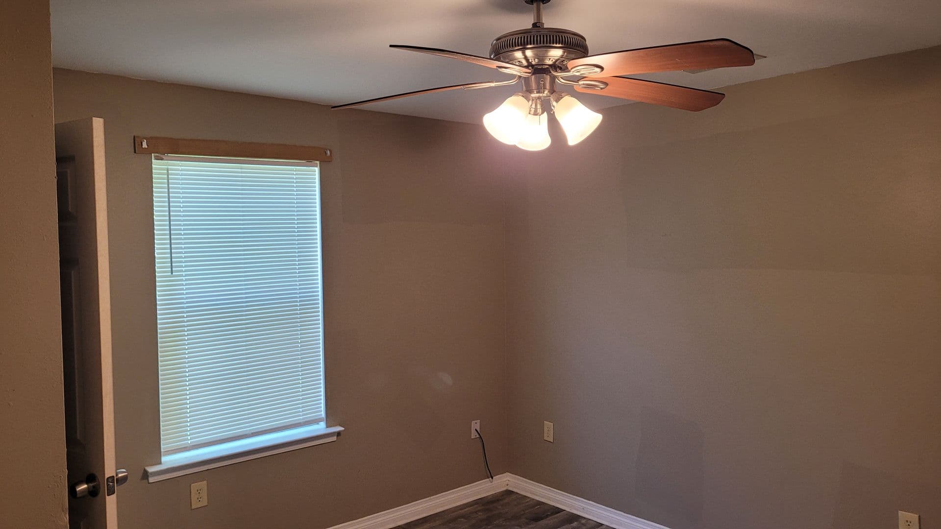 New Orleans Apartment: 517 Lizardi St
