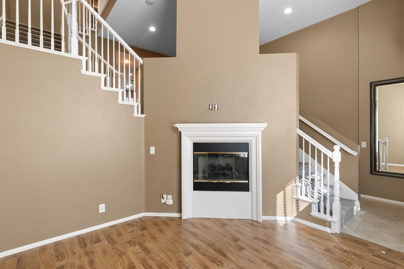 Valencia House: 26820 Marina Point Lane #2