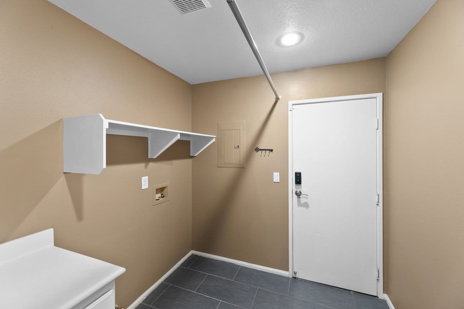 Valencia House: 26820 Marina Point Lane #2