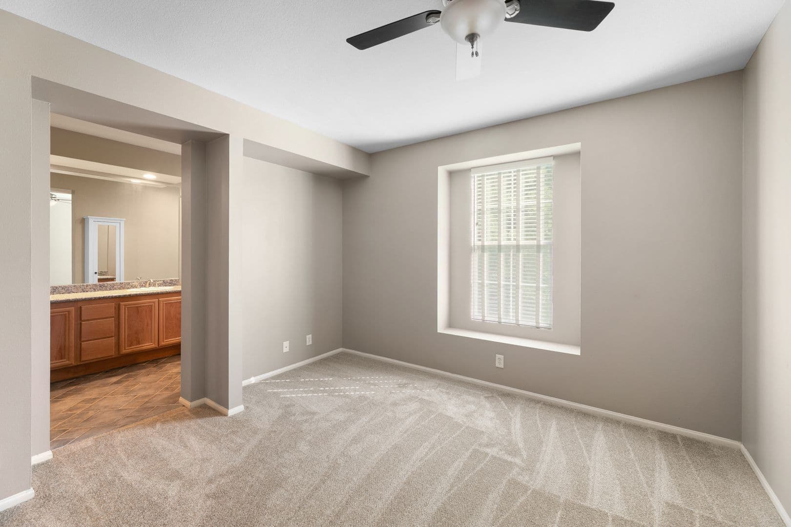 Valencia House: 26820 Marina Point Lane #2