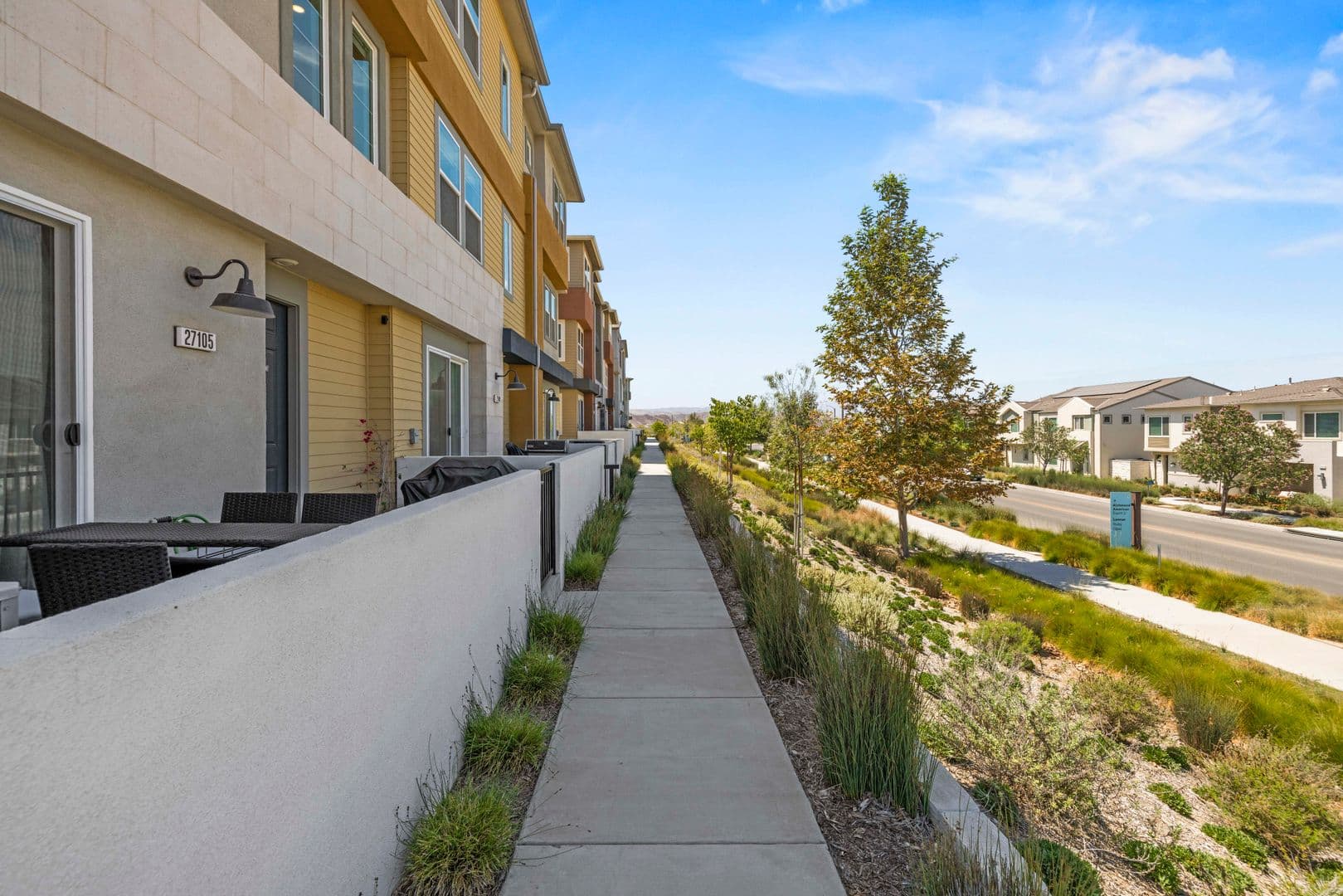 Valencia House: 27105 Valley Oak