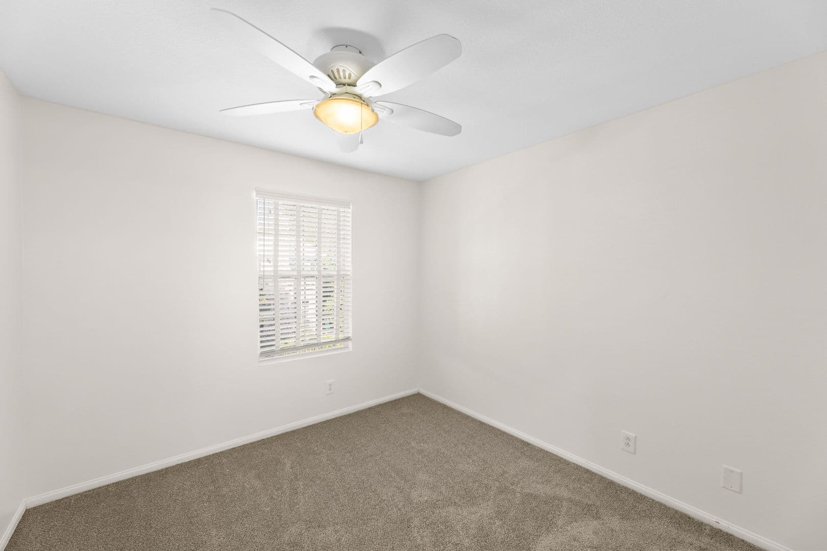 Valencia House: 26820 Marina Point Lane #2