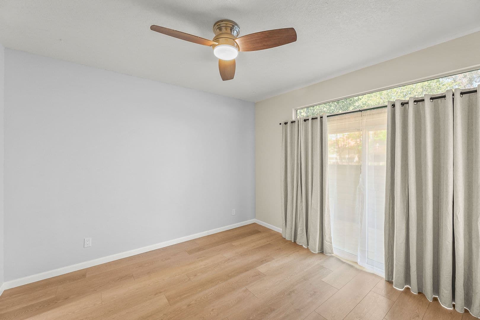 Valencia House: 25841 McBean Pkwy #2