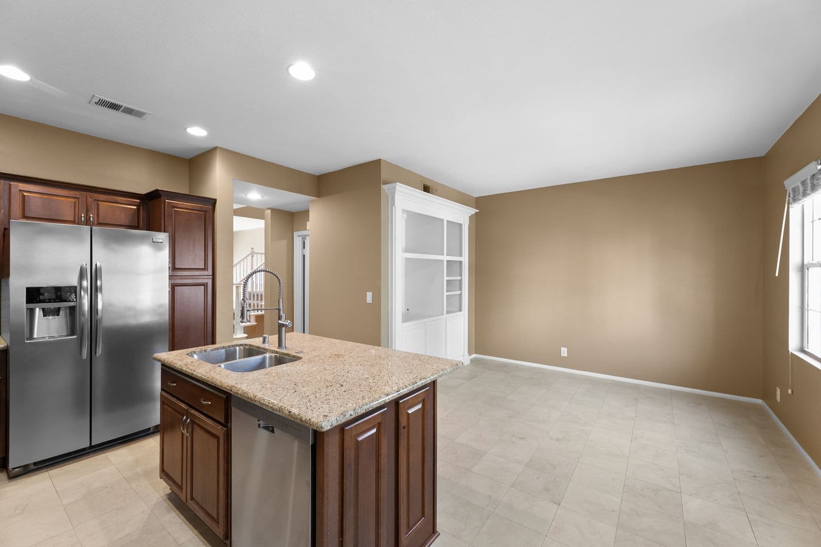 Valencia House: 26820 Marina Point Lane #2
