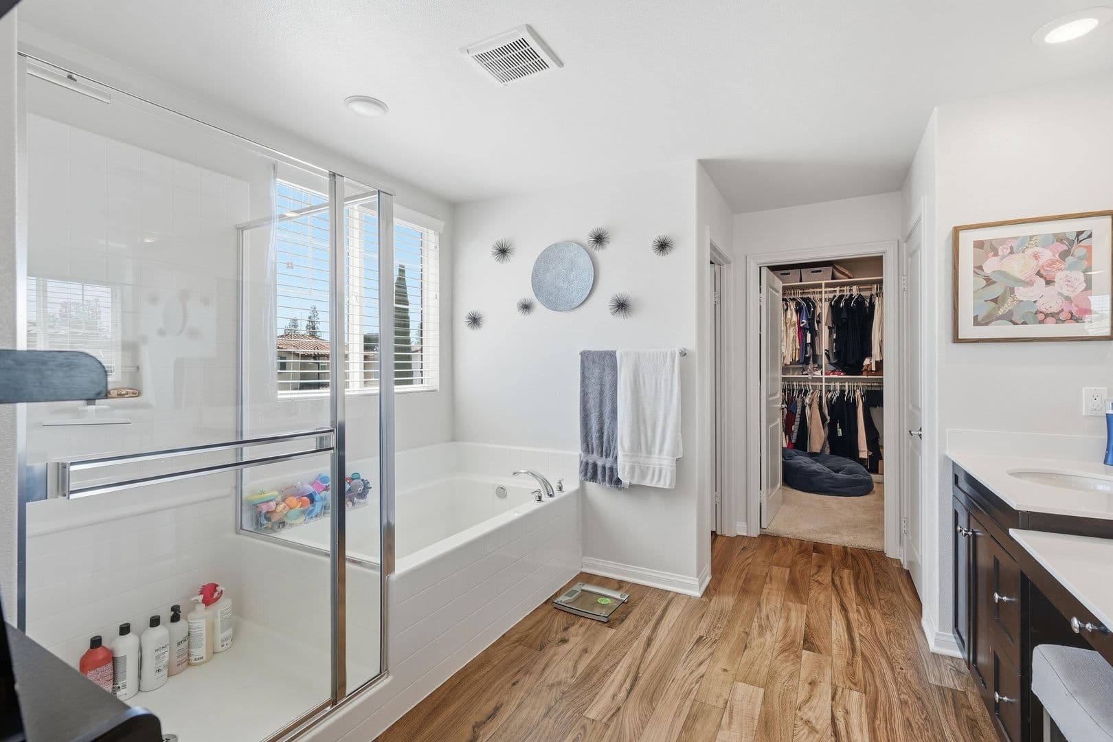 North Hills House: 16084 Cousteau Lane