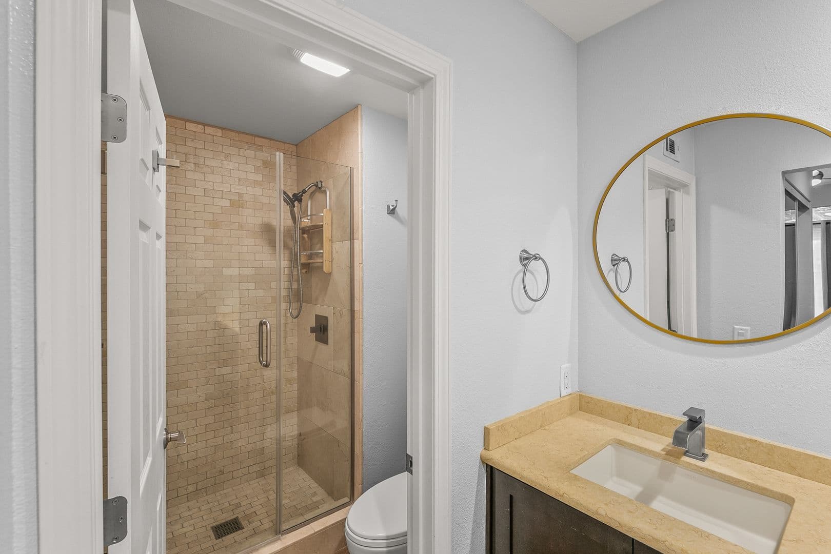Valencia House: 25841 McBean Pkwy #2