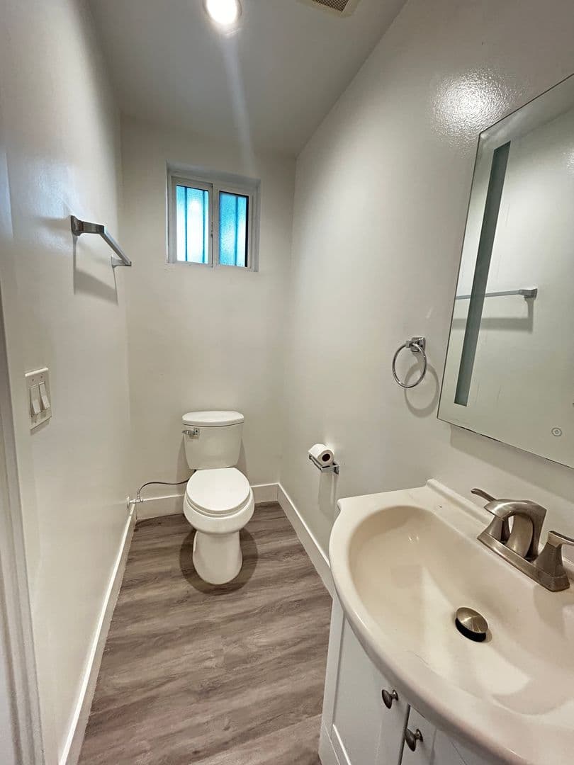 LOS ANGELES Apartment: 3711  HALLDALE AVE