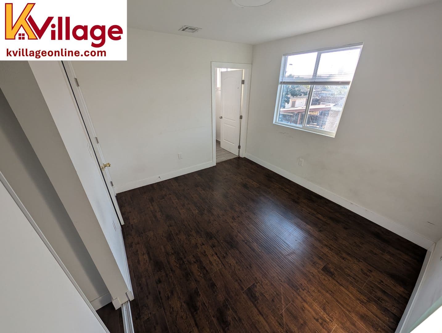 LOS ANGELES Apartment: 1442 W 35TH ST