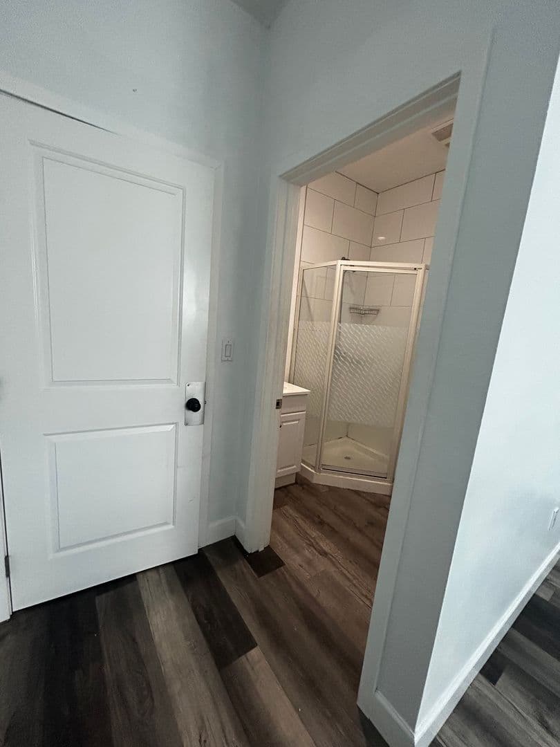 LOS ANGELES Apartment: 1565 W 36TH ST