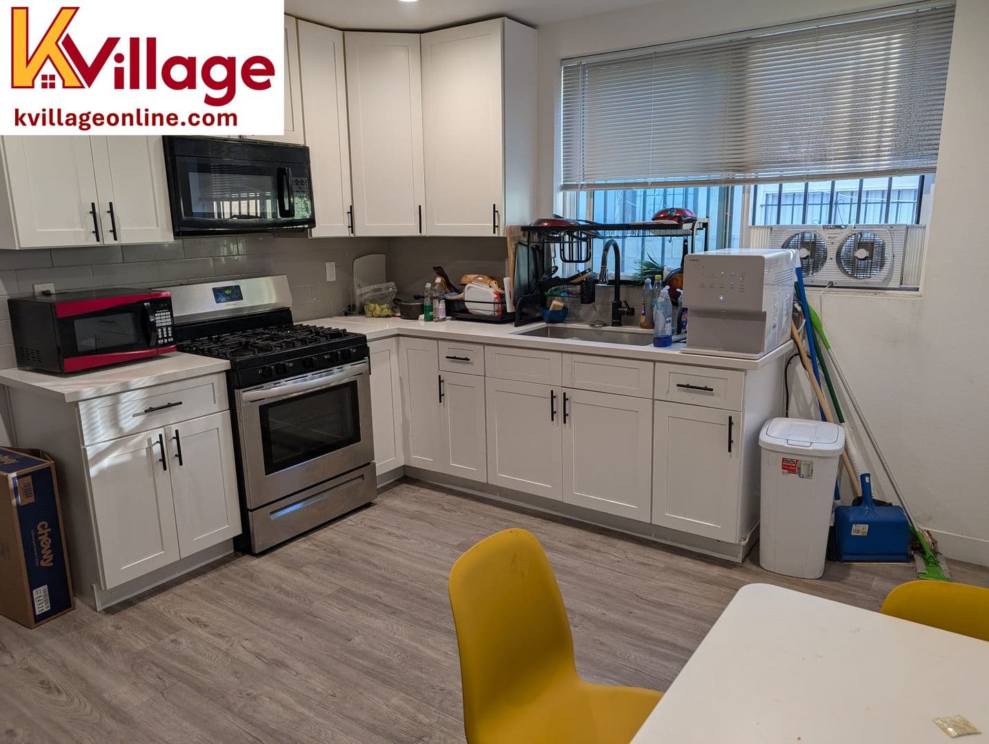LOS ANGELES Apartment: 1528 1/2 W 36TH PL - 102 (pet-friendly / unfurnished)