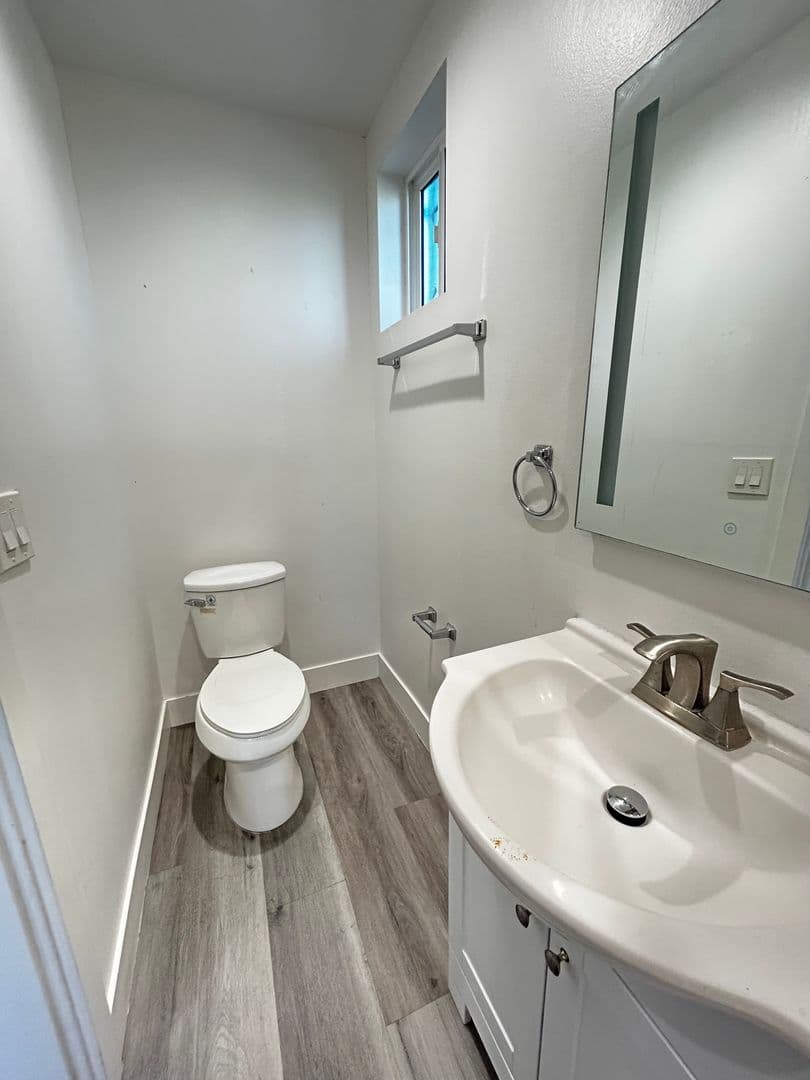 LOS ANGELES Apartment: 3711  HALLDALE AVE